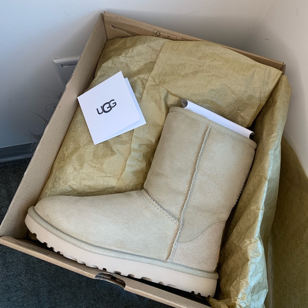 UGG Classic Short II Boot Mustard Seed